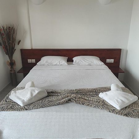 Kallistis Beach House โมโนลิธอส ภายนอก รูปภาพ