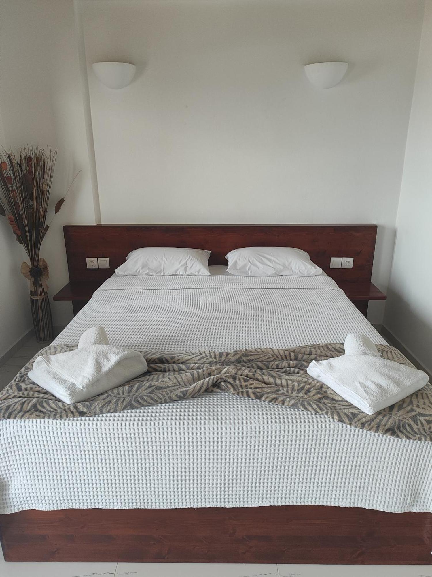 Kallistis Beach House โมโนลิธอส ภายนอก รูปภาพ